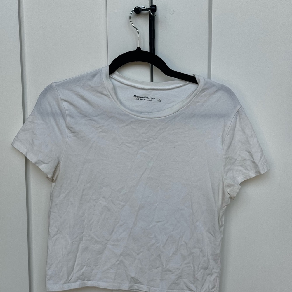 Abercrombie & Fitch White Short Sleeve Tee